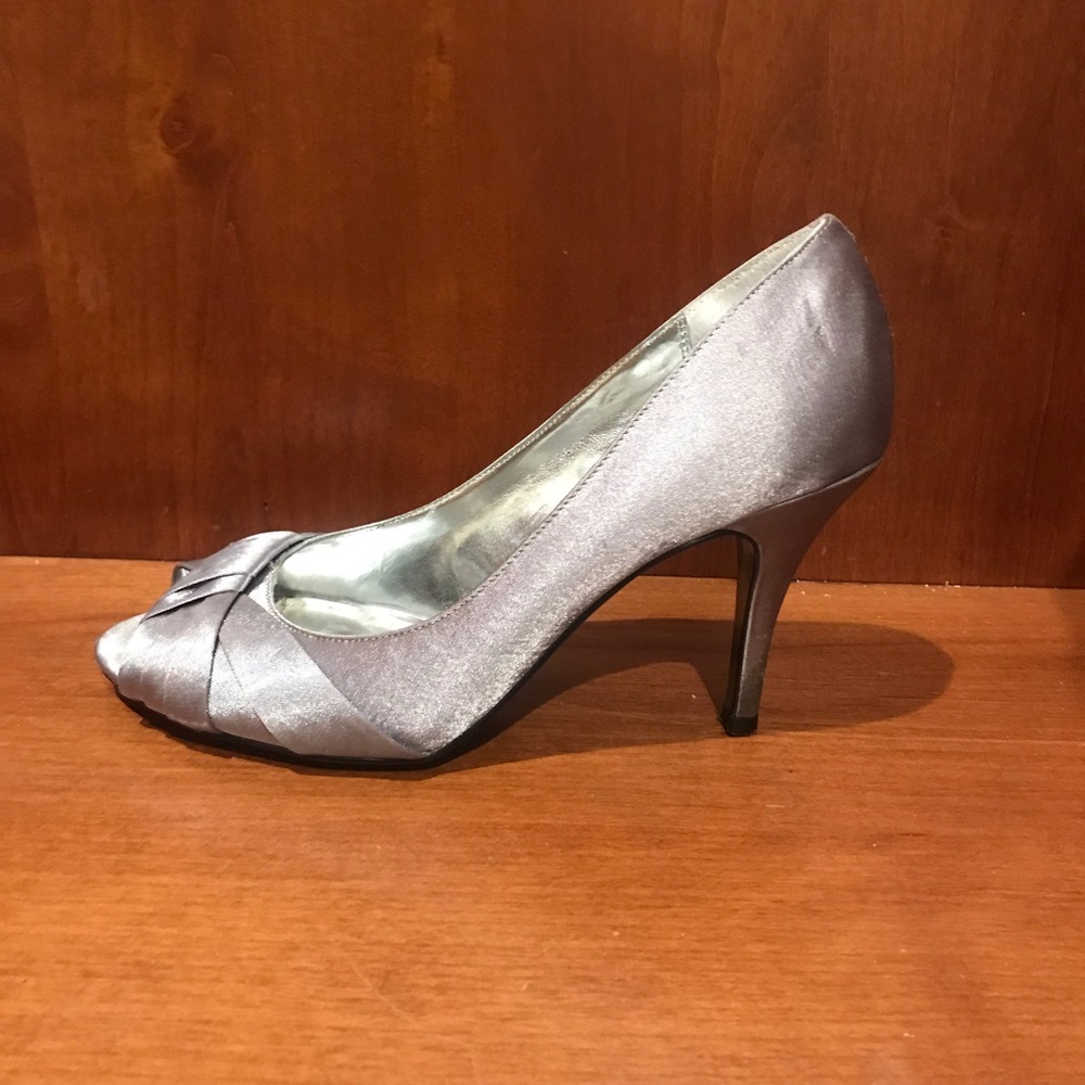 Nina Satin Peep Toe Pump - Only worn once!